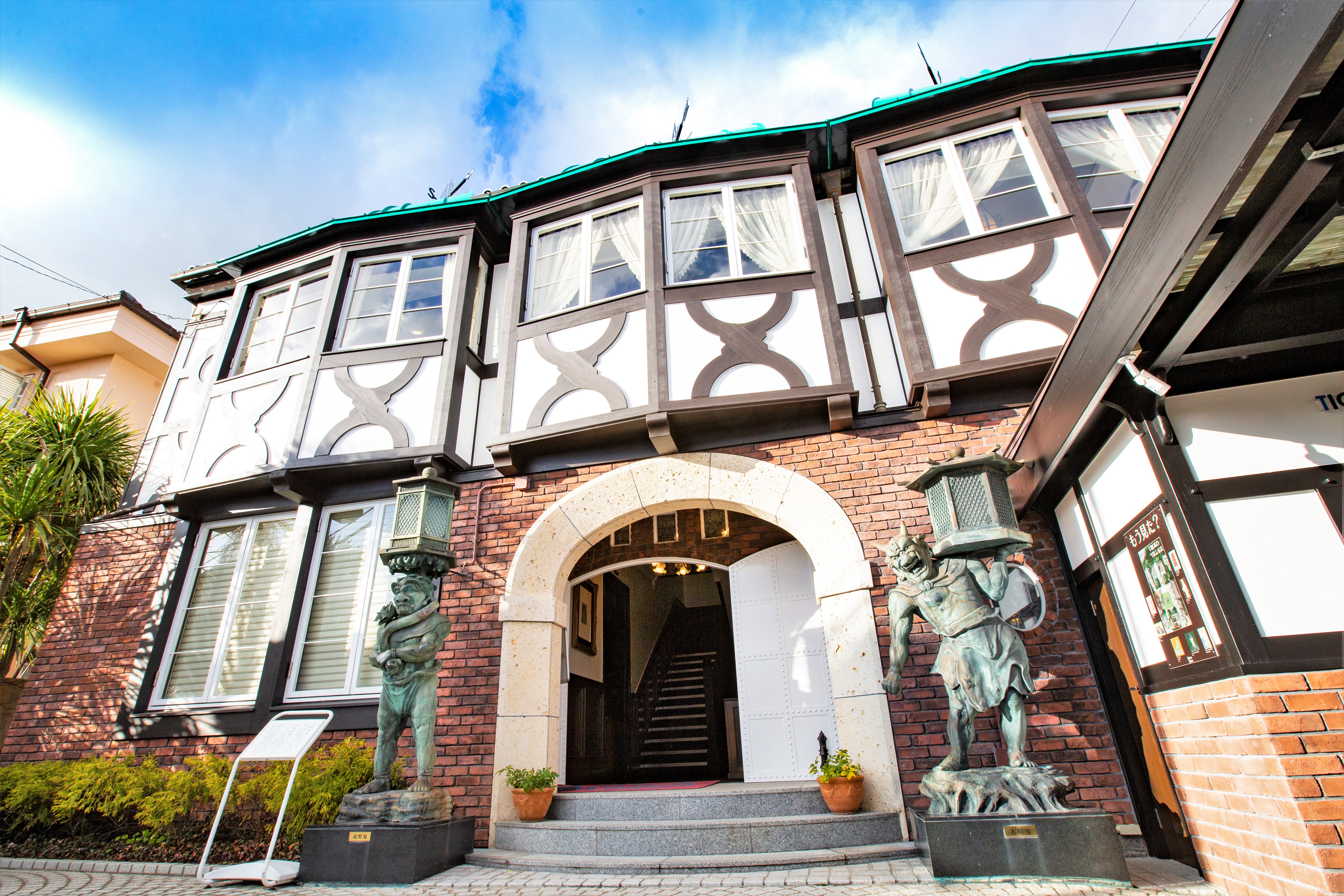 山手八番館 外観