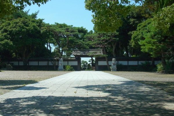 須磨離宮公園　中門広場