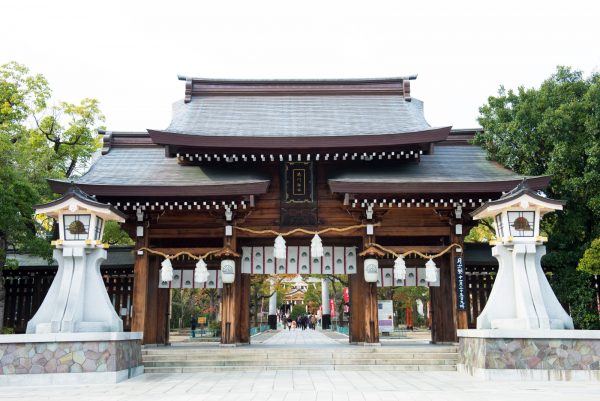 湊川神社