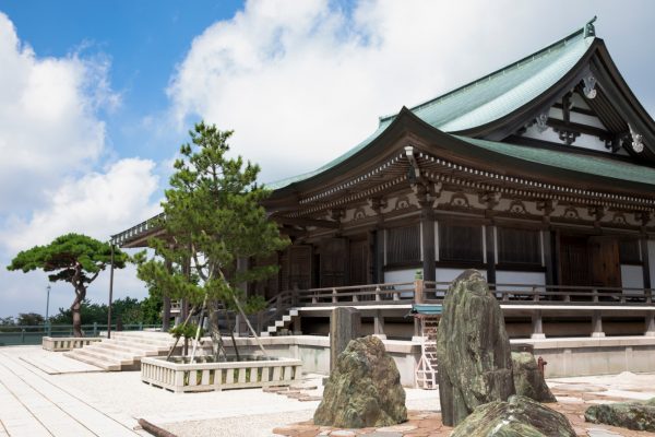 摩耶山天上寺